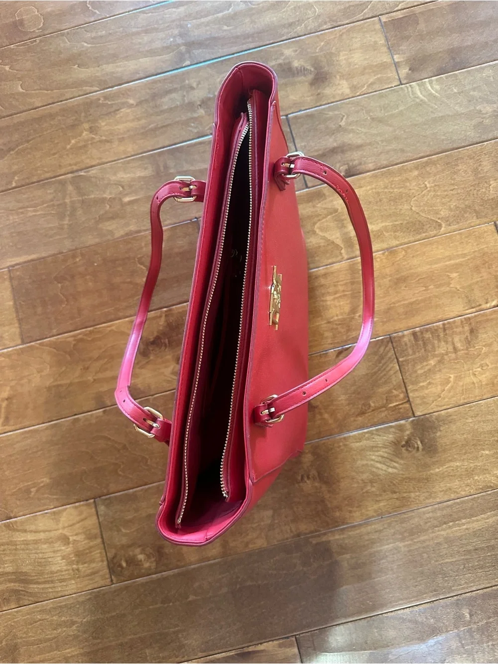 Badgley Mischa Red Leather Office Bag with Gold Logo. Zips shut.